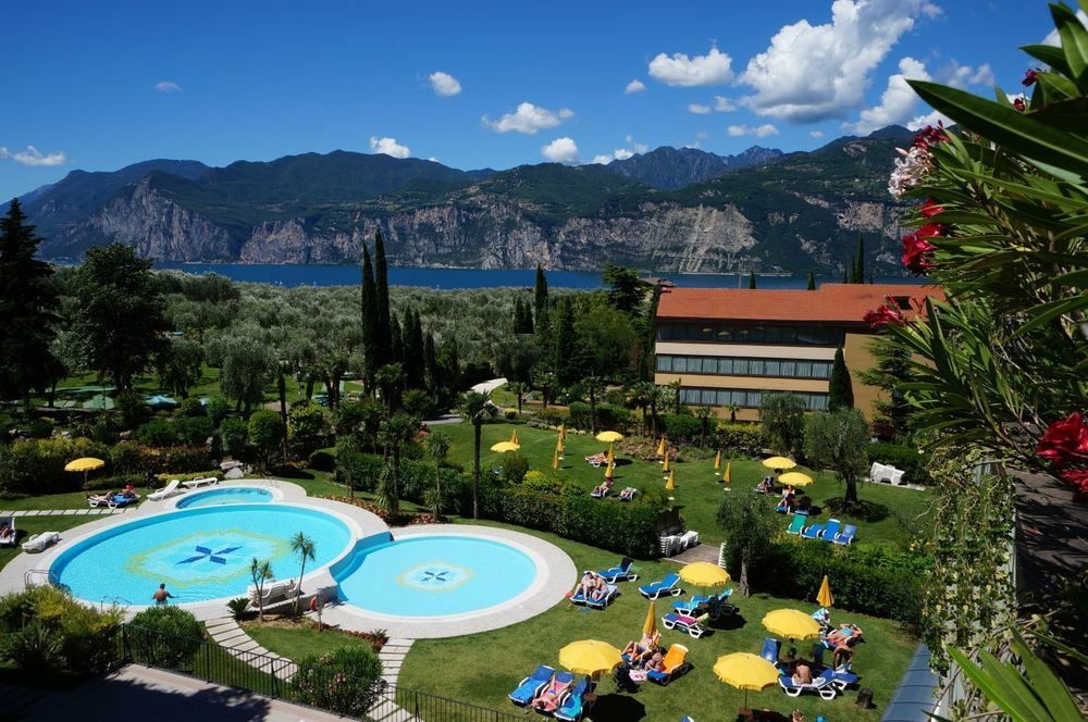 Hotel Le Palme 利莫内-苏尔加达 外观 照片